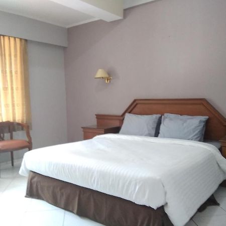 K-Style Eco Hotel Jakarta Buitenkant foto